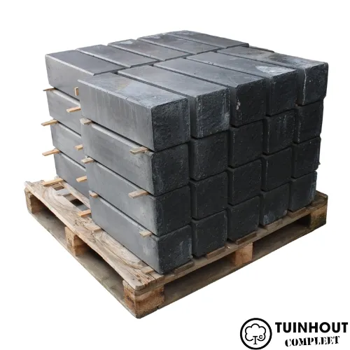 Pallet 40 Betonpoeren antraciet facet rondom en glad 150x150x580mm